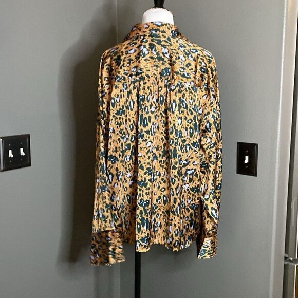 Jessica Simpson Leopard Button Down Blouse Speckled Cheetah Bodie - Picture 6 of 11